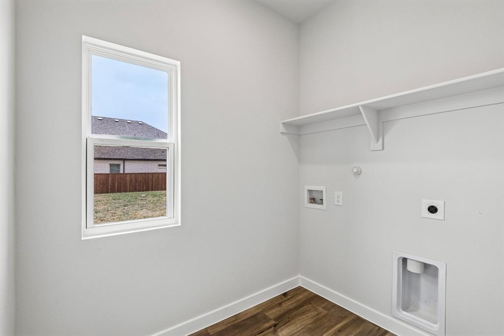 1620 Esra Lane Property Photo 18