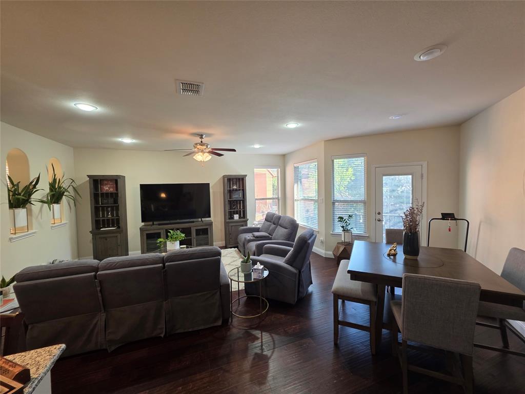 7305 Venice Drive 1 Property Photo 13