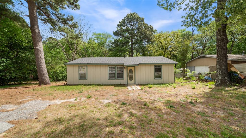901 W Cayuga Drive Property Photo 1