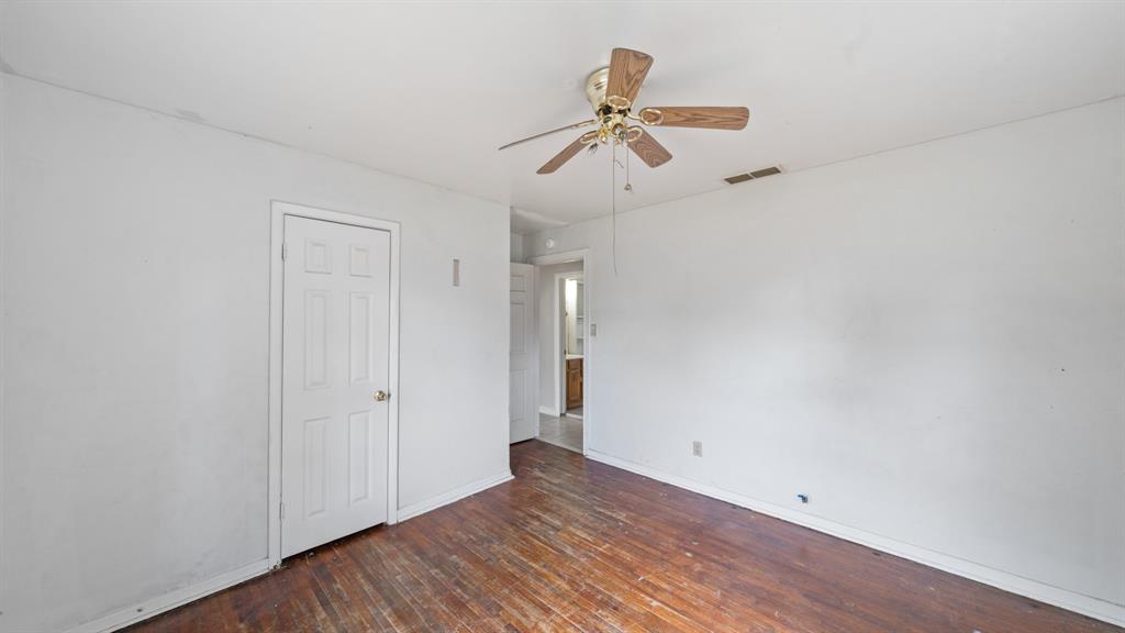 901 W Cayuga Drive Property Photo 11