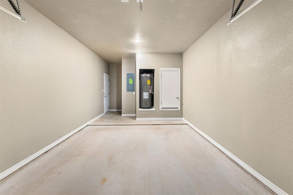 408 W Avenue C Property Photo 28