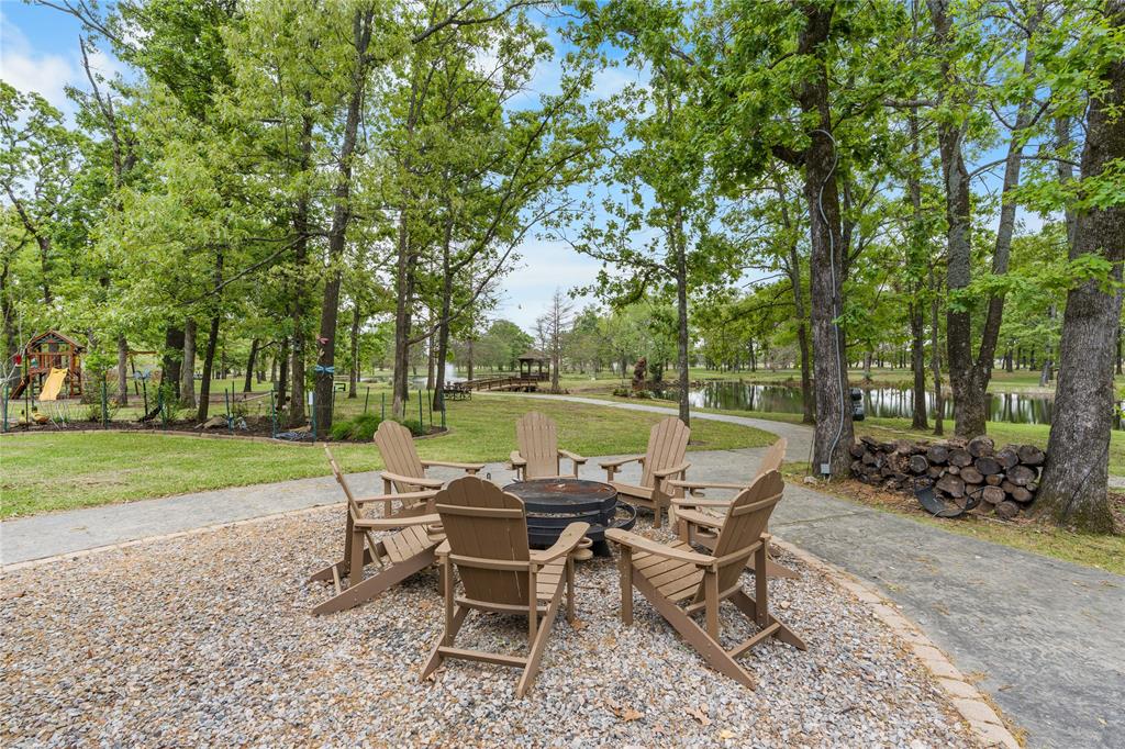 692 Private Road 5937 Property Photo 5