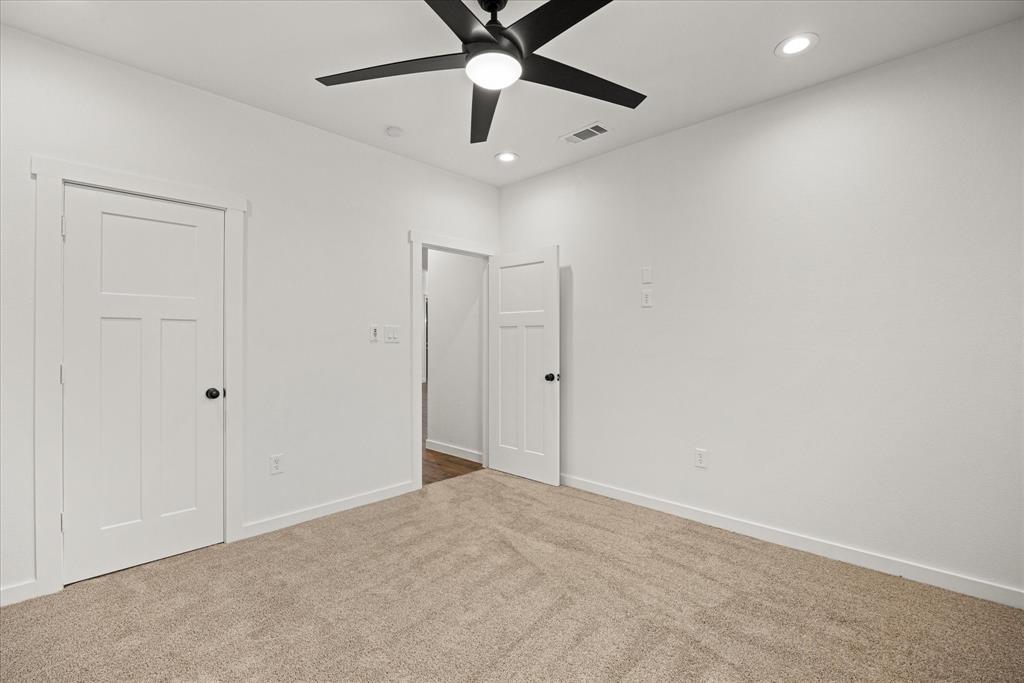2902 Davis Road Property Photo 29