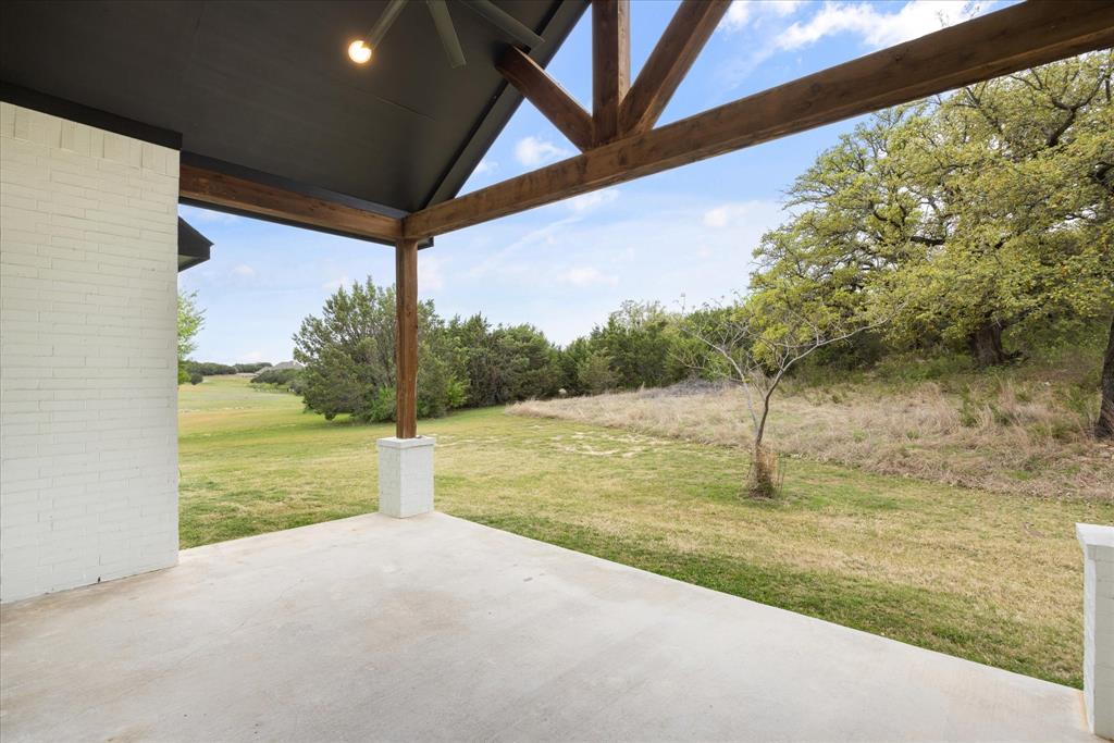 2902 Davis Road Property Photo 36