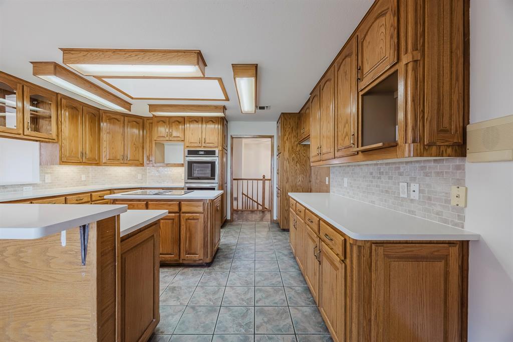 8418 Golf Club Circle Property Photo 10