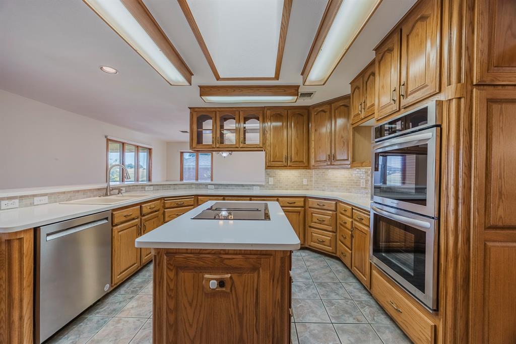 8418 Golf Club Circle Property Photo 13