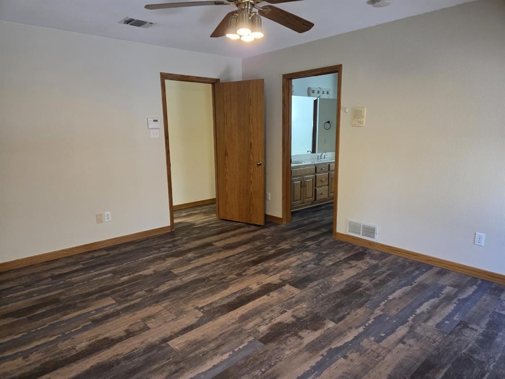 8418 Golf Club Circle Property Photo 17