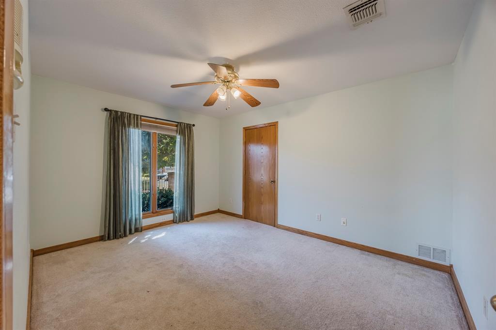 8418 Golf Club Circle Property Photo 20