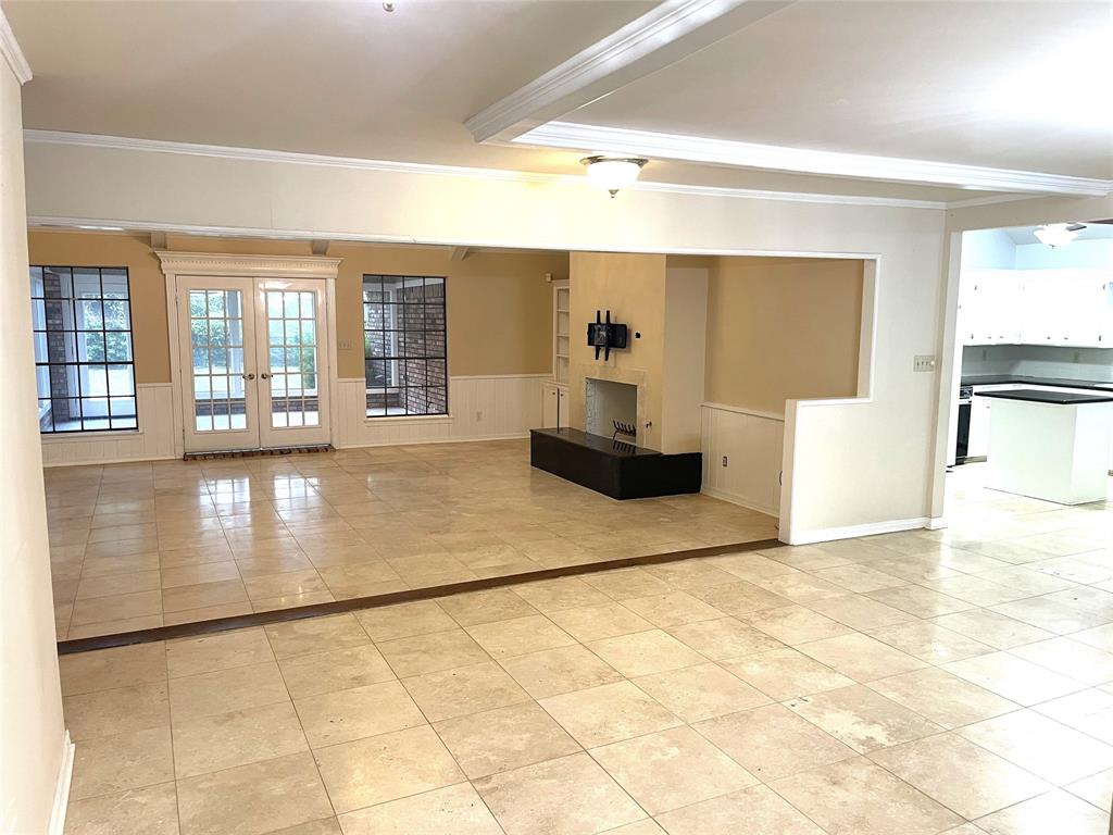 720 Coachlight Road Property Photo 2