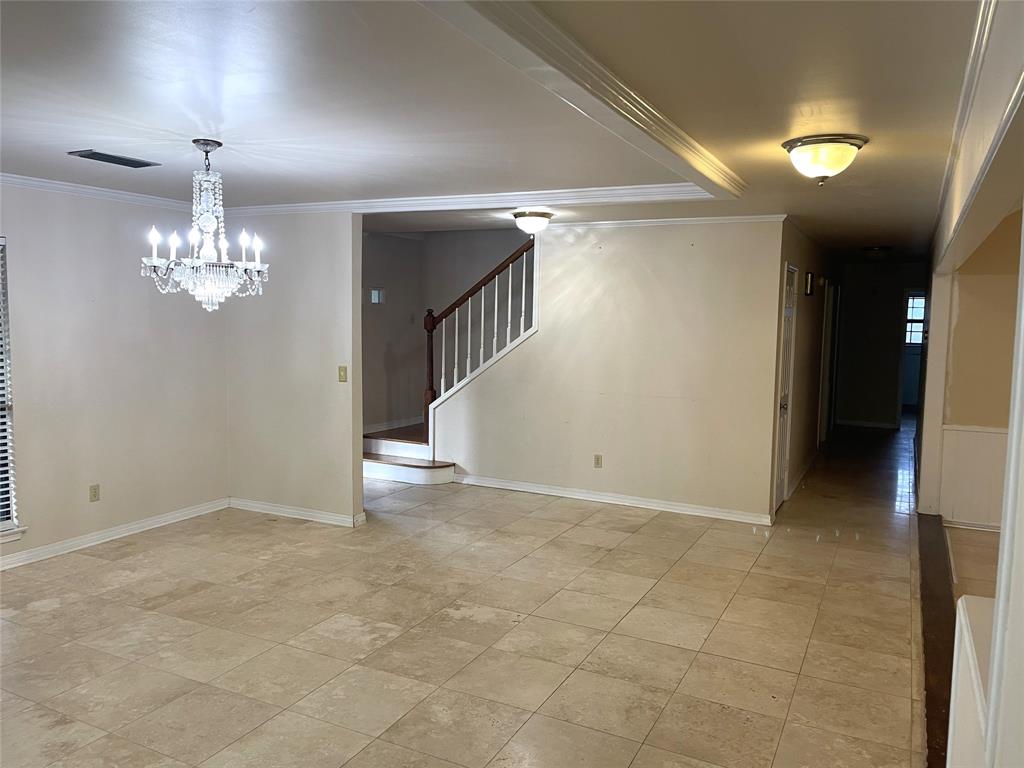 720 Coachlight Road Property Photo 10