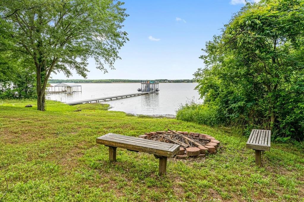 5510 Ridge Way Property Photo 3