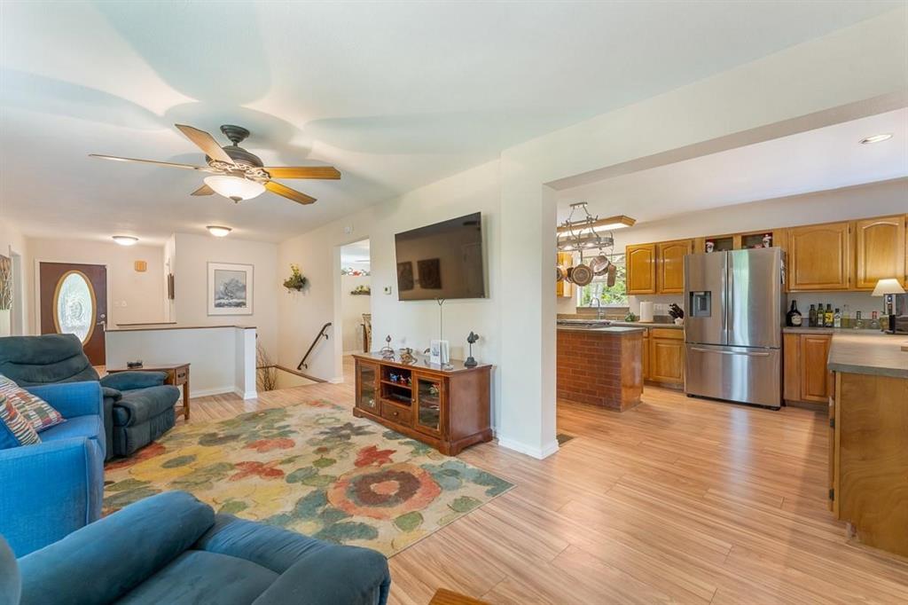 5510 Ridge Way Property Photo 5