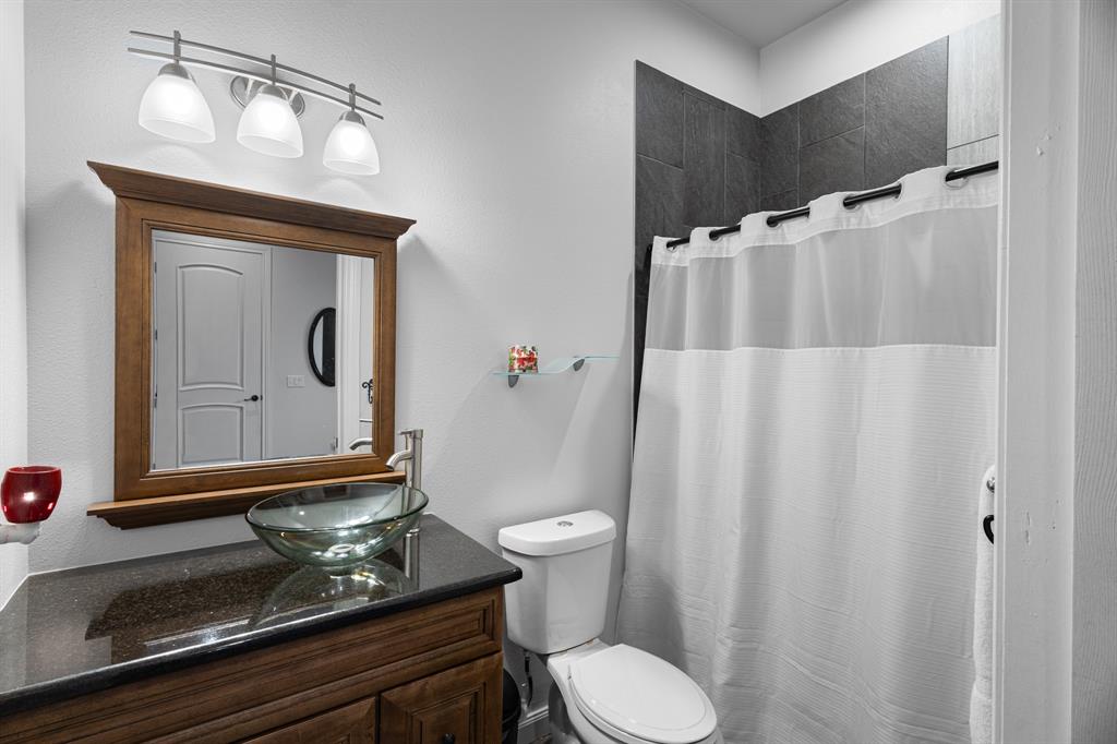 1395 Private Road 4011 Property Photo 28