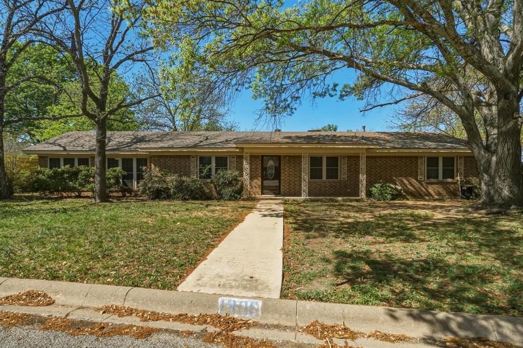 1306 Westhill Lane Property Photo 1