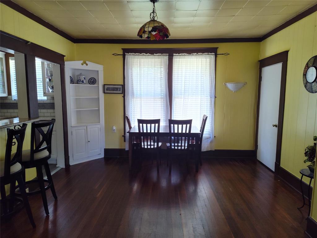 401 Powers Street Property Photo 4