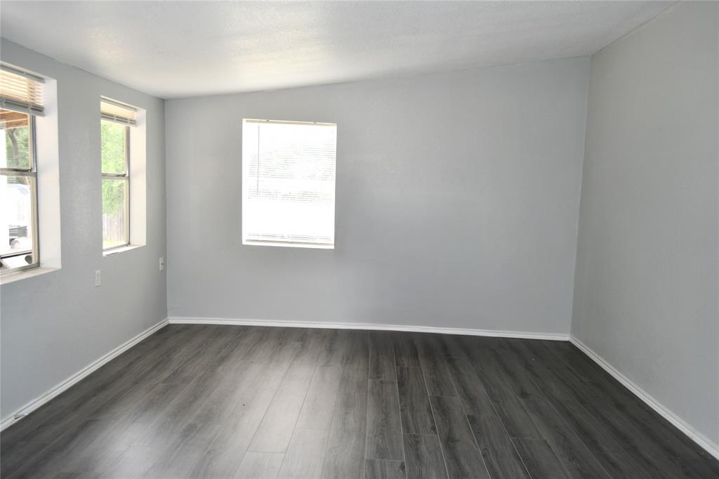 401 Powers Street Property Photo 14
