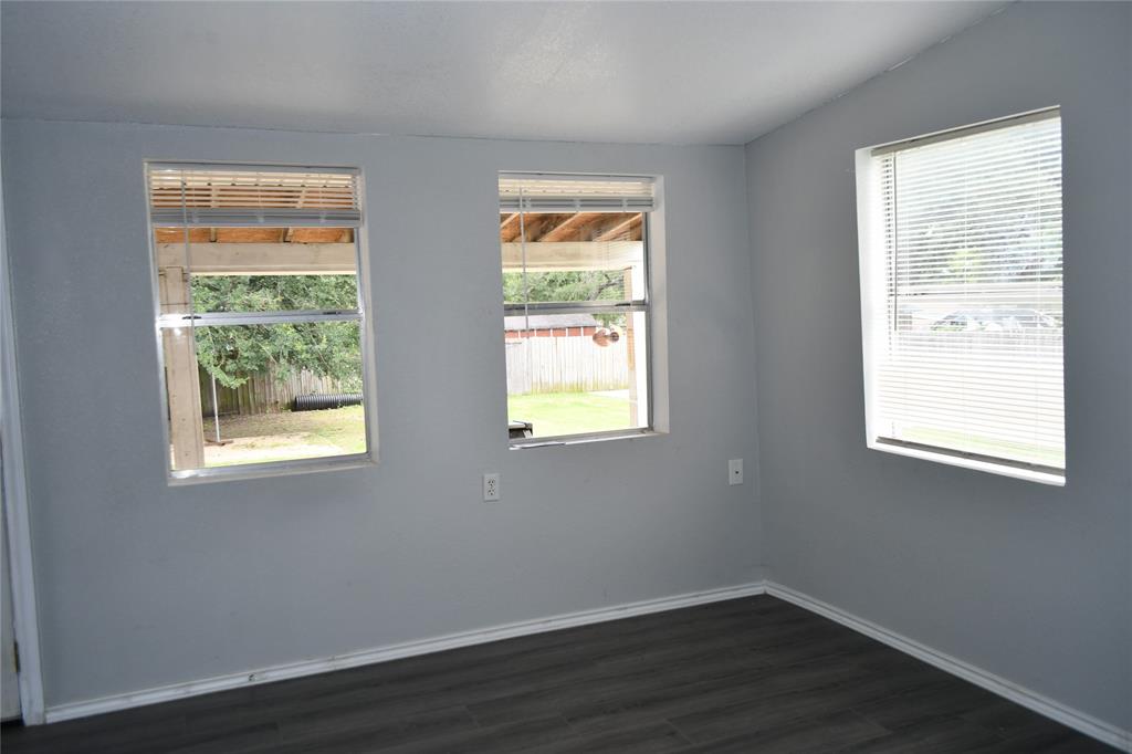 401 Powers Street Property Photo 15