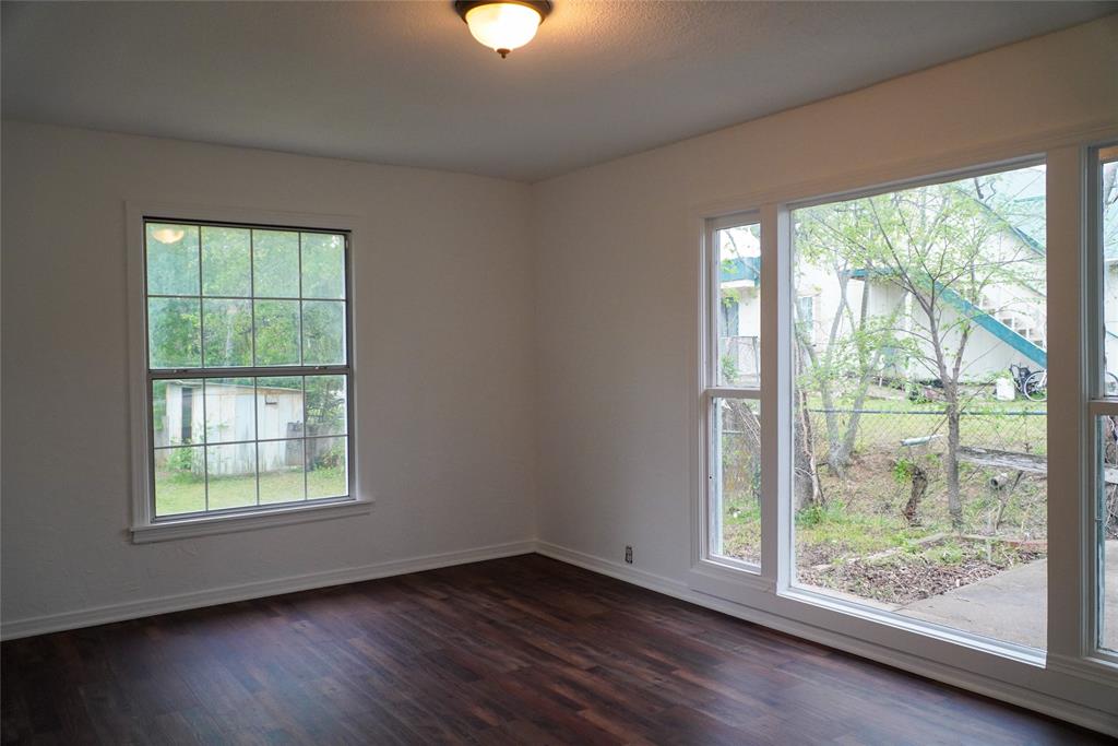 403 N Fairview Street Property Photo 7