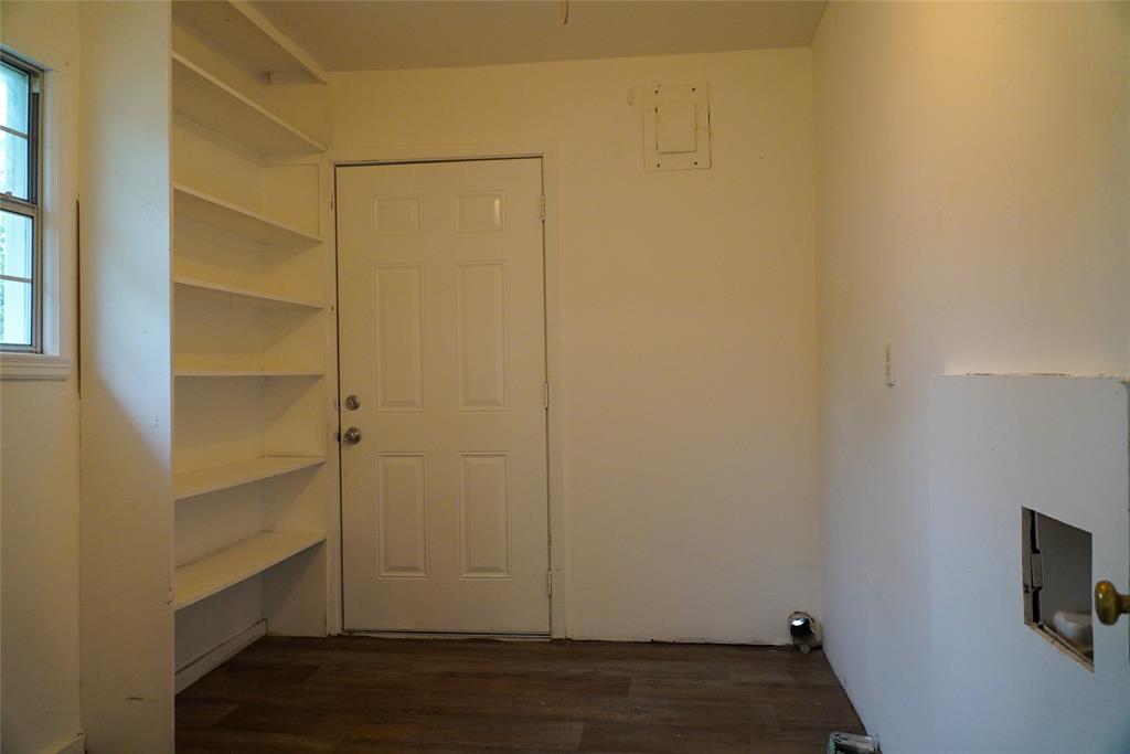 403 N Fairview Street Property Photo 10