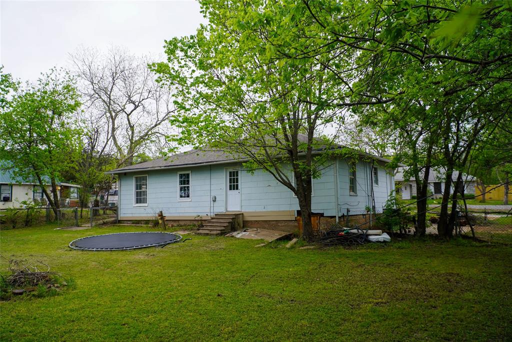 403 N Fairview Street Property Photo 25