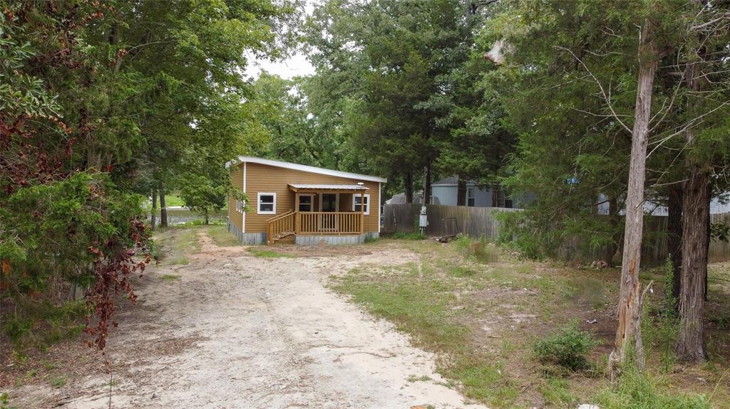 111 Ridgewood Lane Property Photo 2