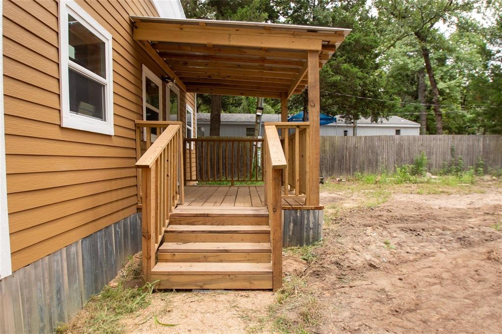 111 Ridgewood Lane Property Photo 3