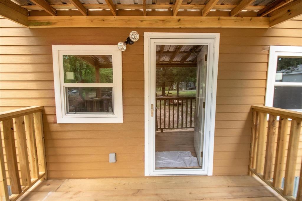 111 Ridgewood Lane Property Photo 4