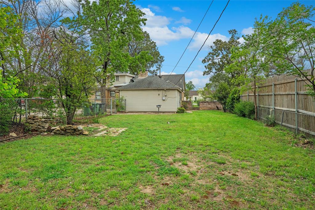 101 W Park Row Drive Property Photo 28
