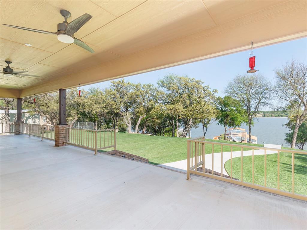 10251 Cliff Drive Property Photo 4