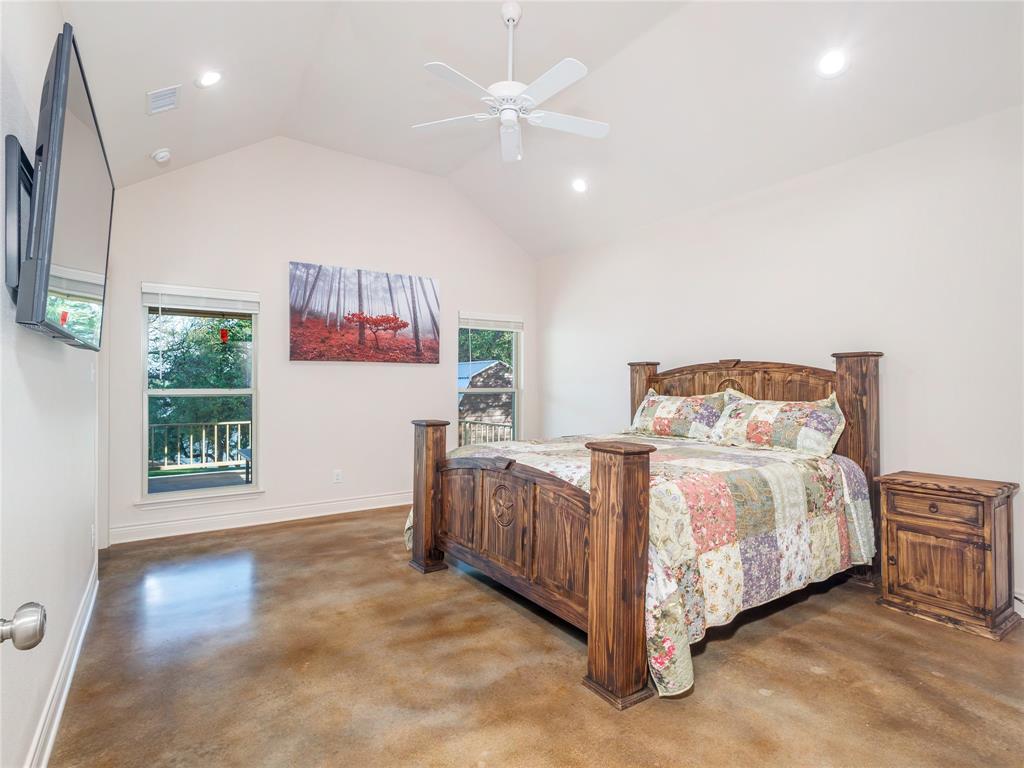 10251 Cliff Drive Property Photo 11