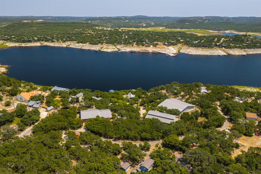 694 Scenic Circle Property Photo 2