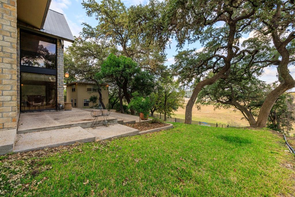 694 Scenic Circle Property Photo 6