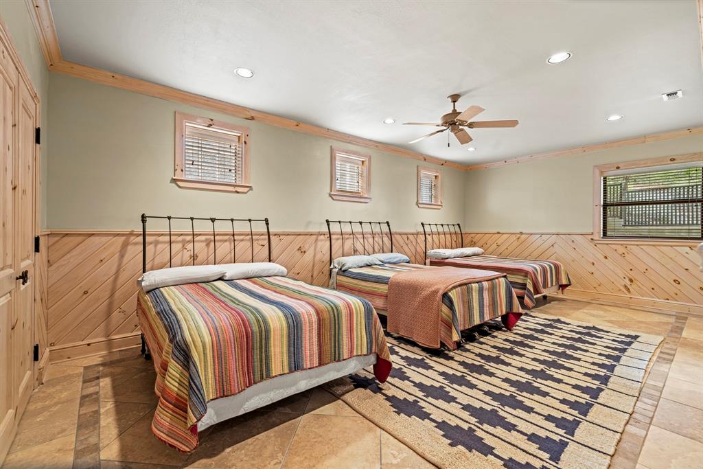 694 Scenic Circle Property Photo 15