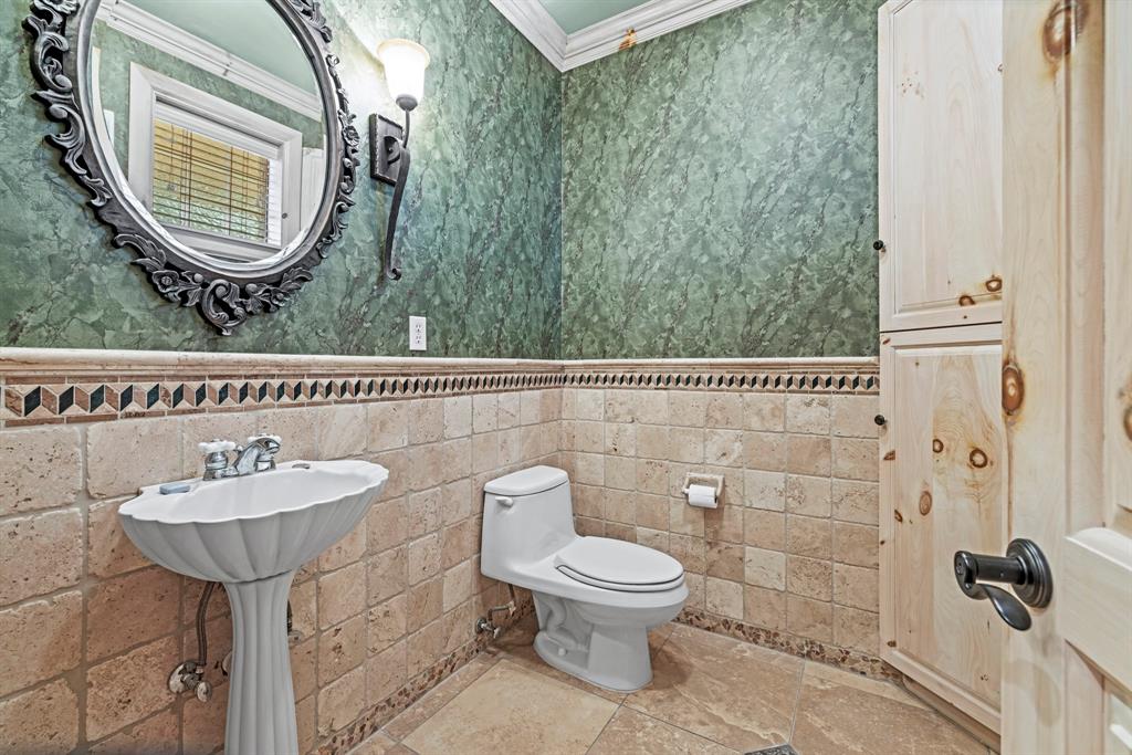 694 Scenic Circle Property Photo 21