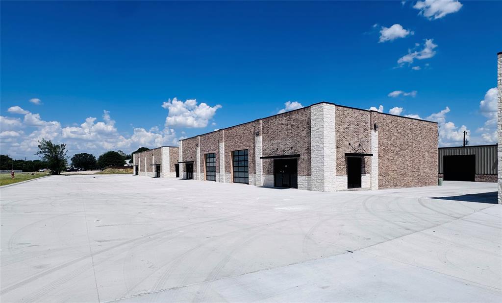 13008 S Fm 730 Property Photo 9