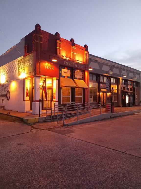 2 S Plaza Street Property Photo 29