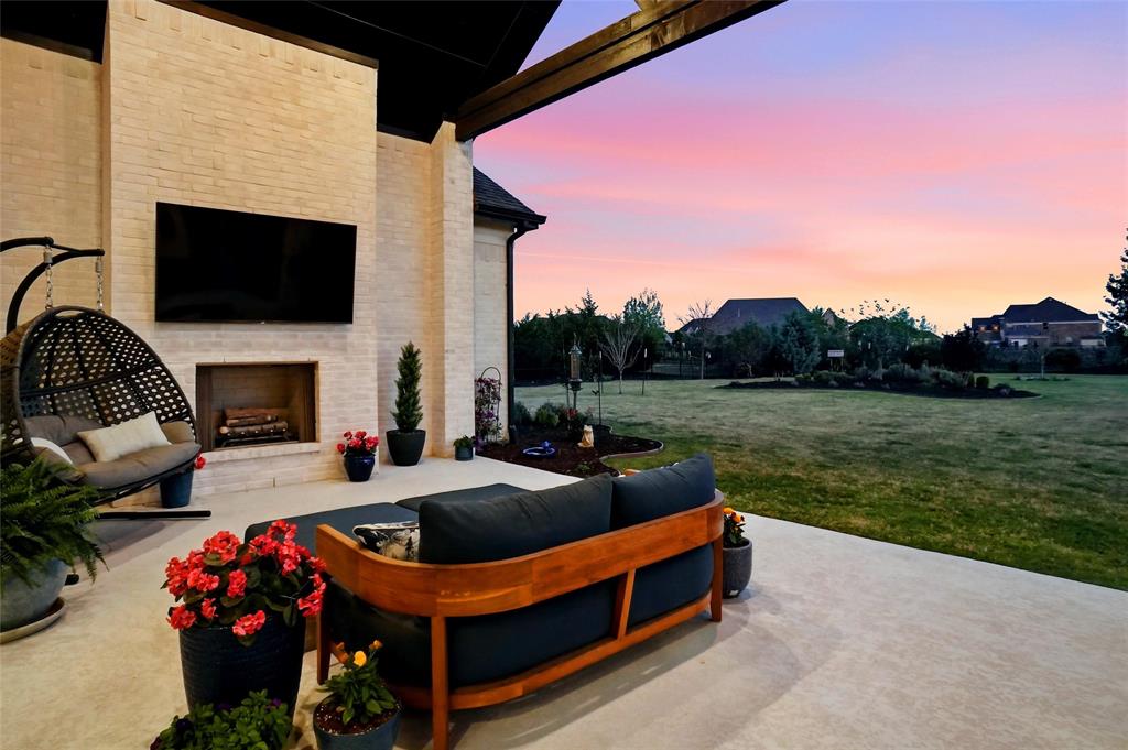 4813 Cheshire Lane Property Photo 4