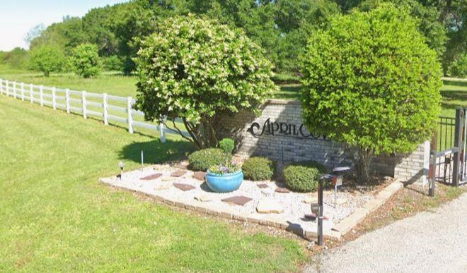 46 April Cove Property Photo 1