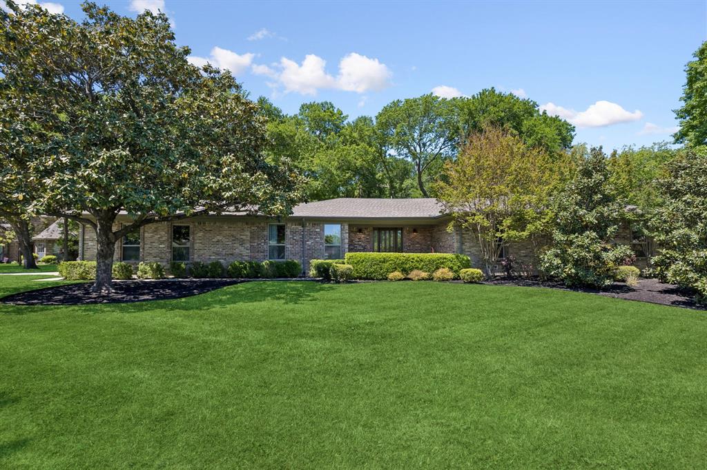 732 Creek Valley Court Property Photo 6
