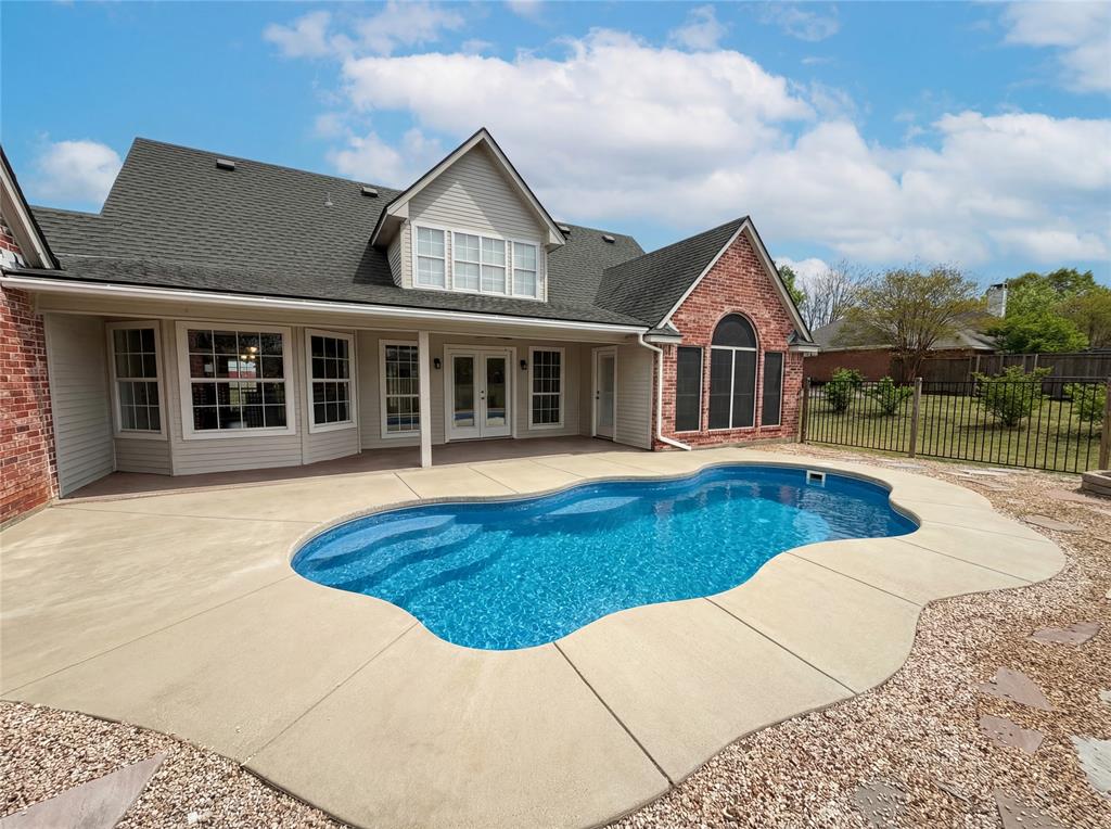 4014 Fm 664 Property Photo 5
