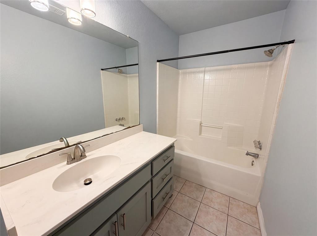 4014 Fm 664 Property Photo 19