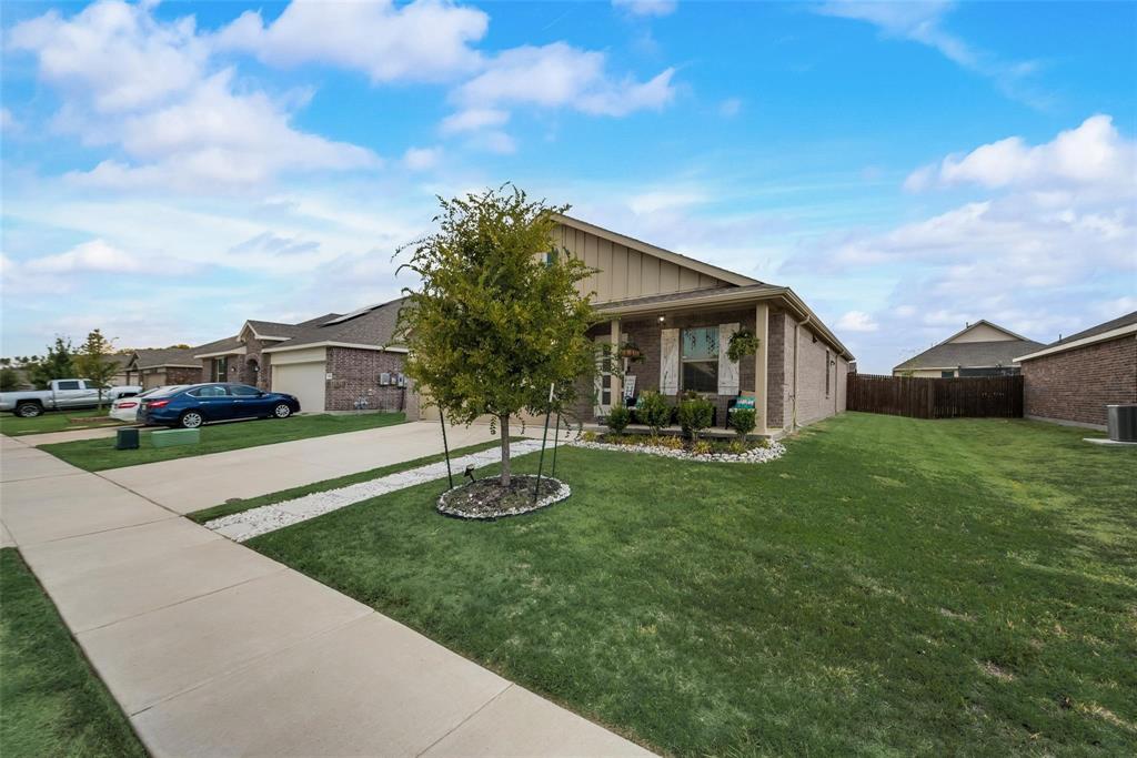 1602 Stonefield Drive Property Photo 1
