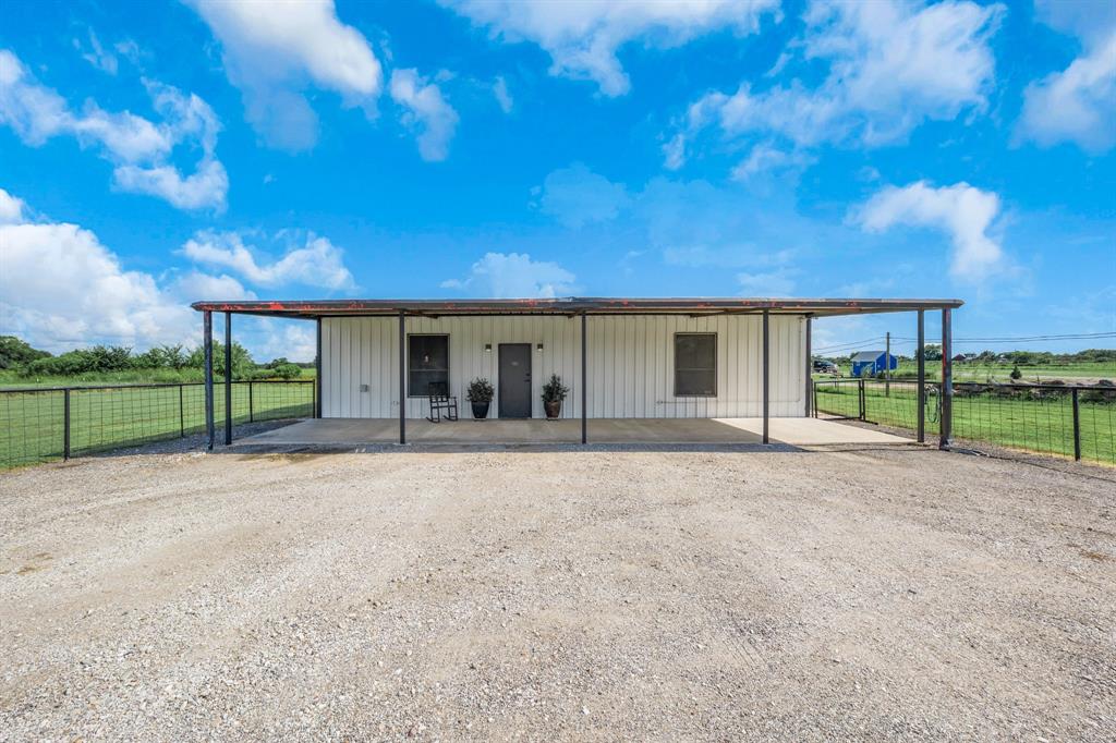 8505 W Interstate Highway 30 Property Photo 1