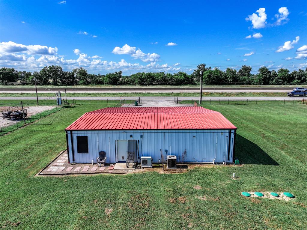 8505 W Interstate Highway 30 Property Photo 32