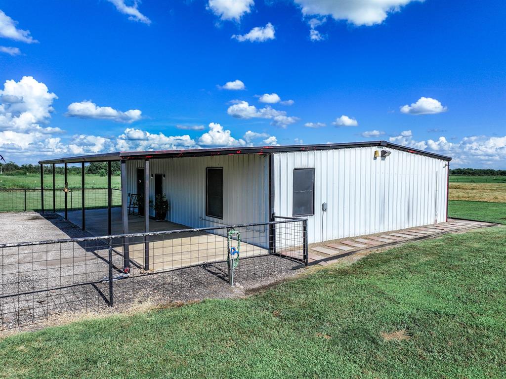 8505 W Interstate Highway 30 Property Photo 34
