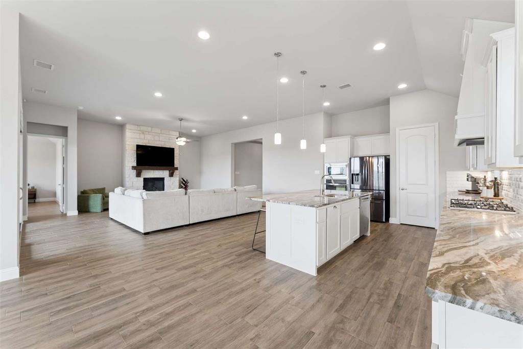 1817 Scotney Court Property Photo 9