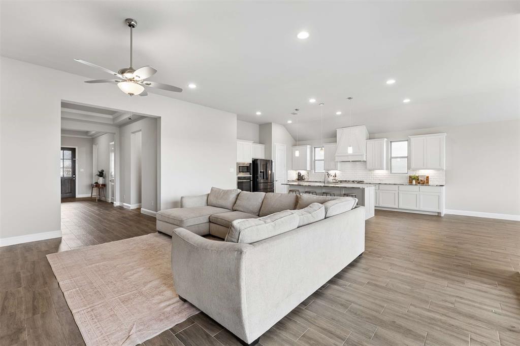 1817 Scotney Court Property Photo 12