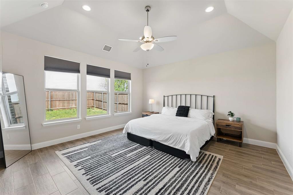 1817 Scotney Court Property Photo 15