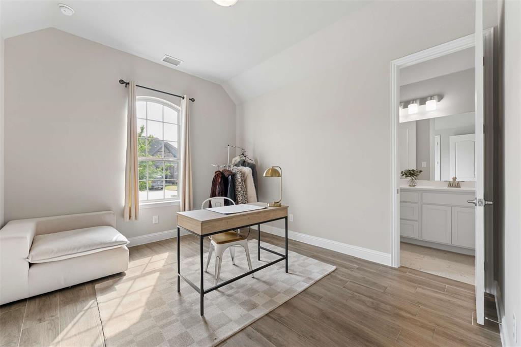 1817 Scotney Court Property Photo 19