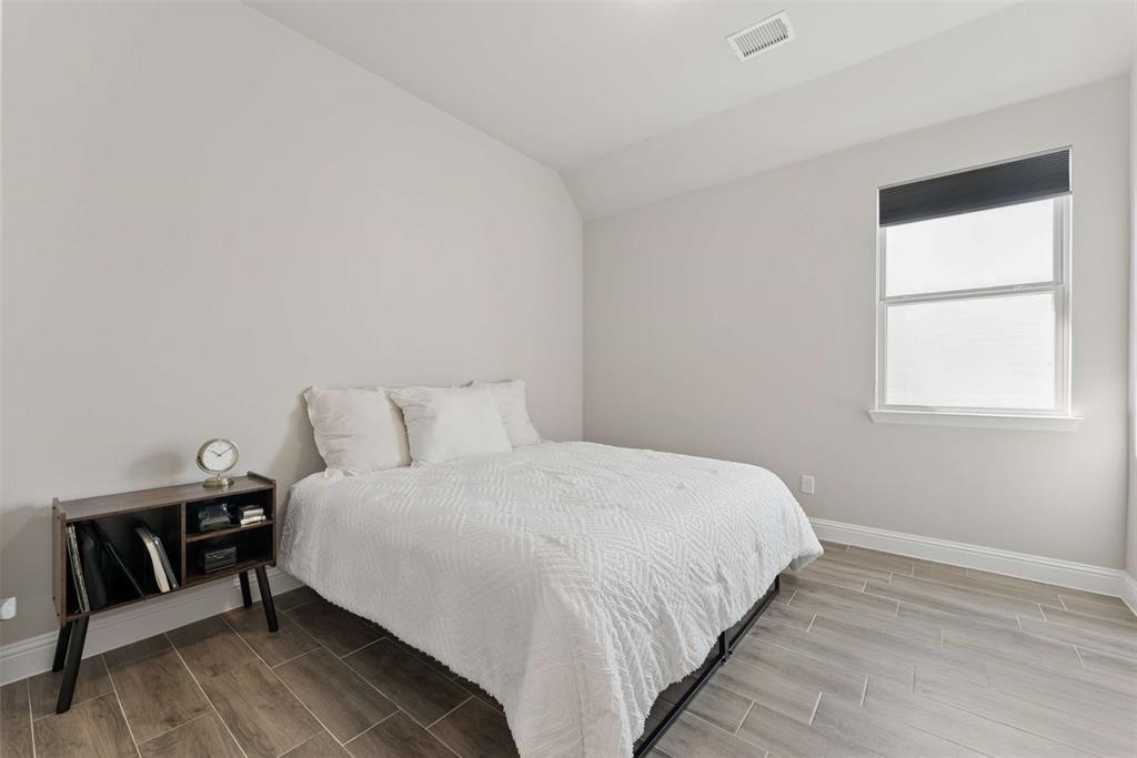 1817 Scotney Court Property Photo 21